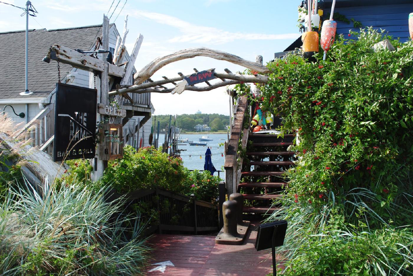                             Pier 77 Restaurant / The Ramp Bar &amp; Grill offers sweeping views of Cape Porpoise Harbor, both from its upstairs dining room and the waterfront patio below
