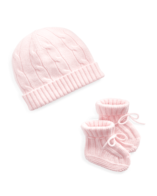 Bonnet et chaussons en coton torsadé