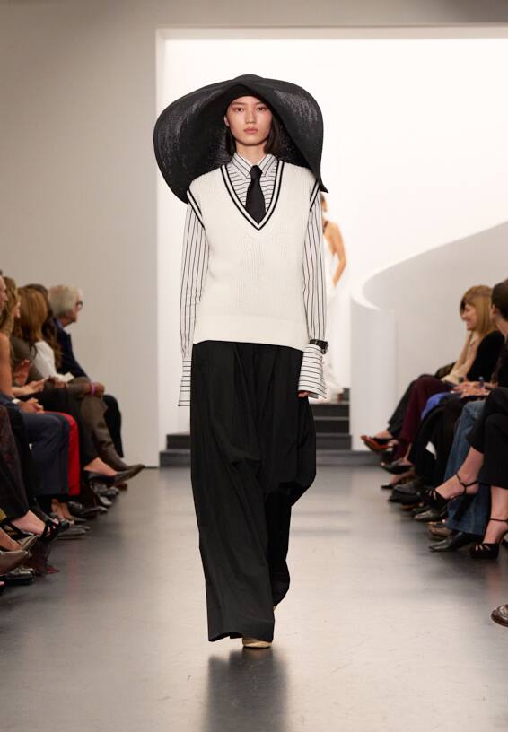 A look from Ralph Lauren’s Fall 2025 runway show shown on model.