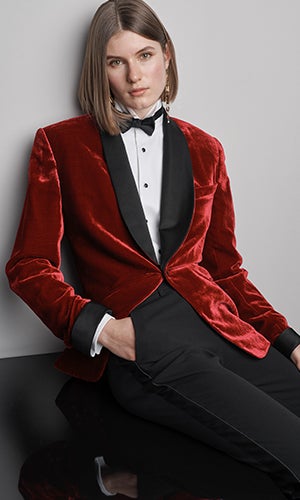 Model wears look from the Fall 2019 Collection